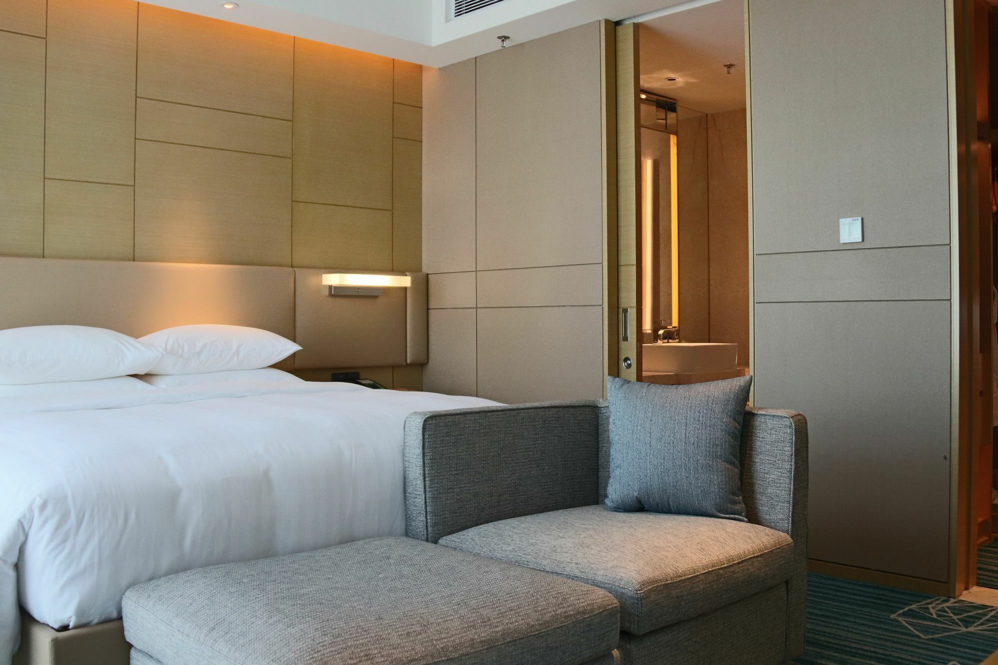 Courtyard By Marriott Shunde Longjiang, Near Furniture Fair Hotel Luaran gambar